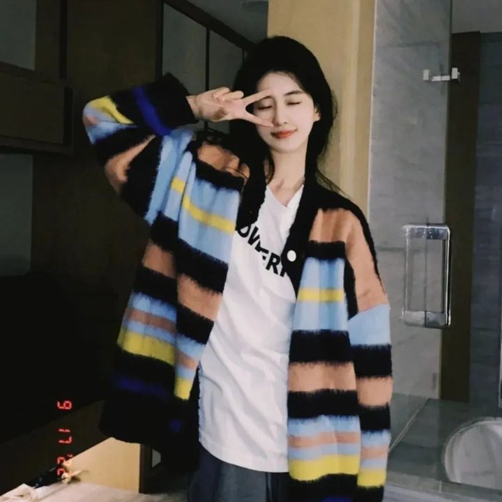 杰出的女性 海报