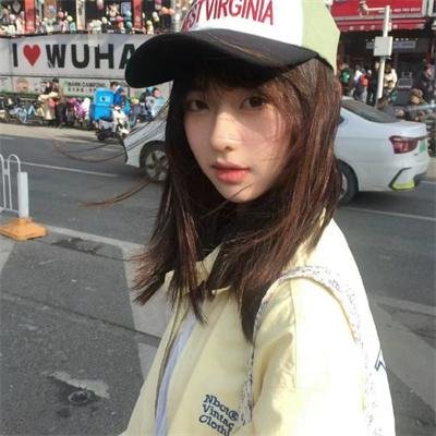 意外触碰 海报